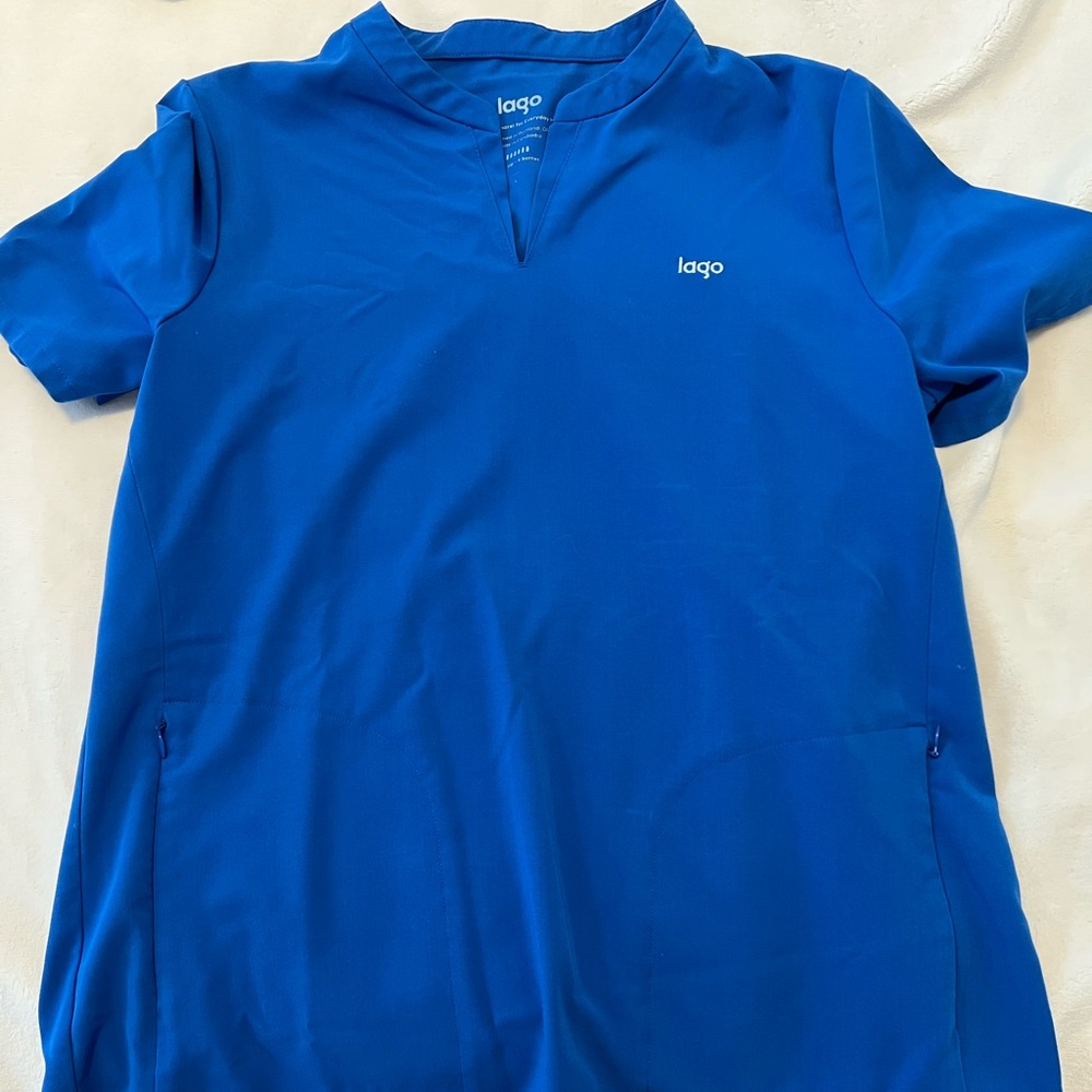 Lagos scrub top